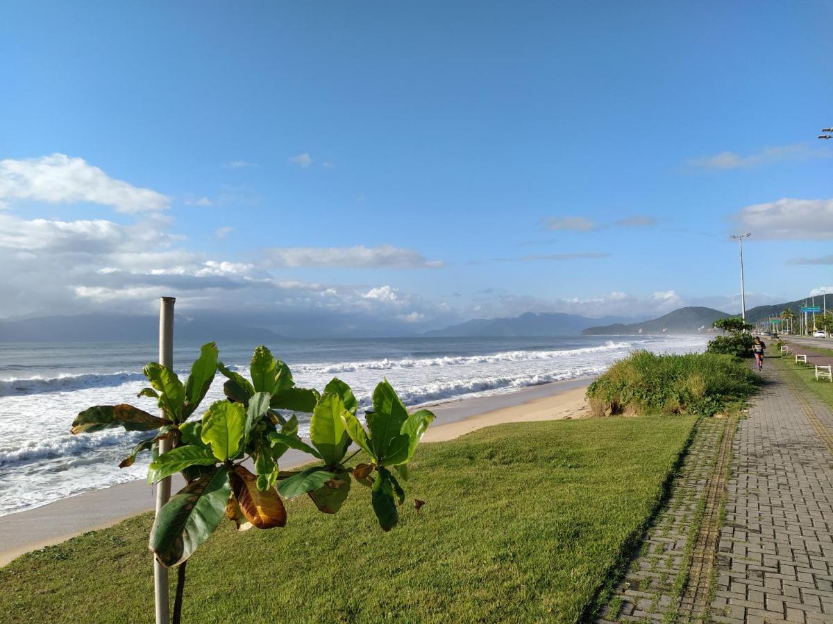 Caraguatatuba De Frente Para O Mar Exterior photo